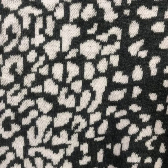 Merona Womens Cardigan Sweater Black Gray Animal Print Long Sleeve Button Up - Picture 7 of 14